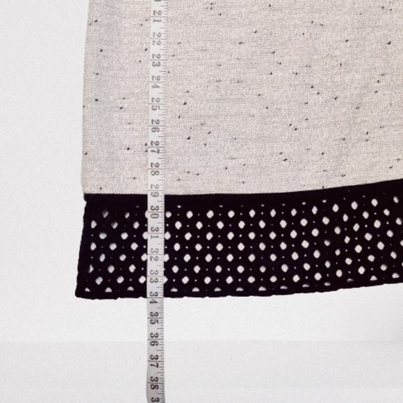 Ann Taylor Cream Tweed Dress Knee Length Sleeveless Size 4 - Picture 5 of 10